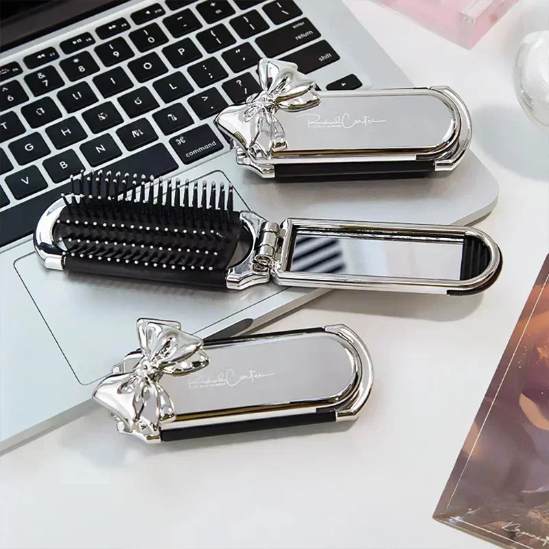 MirrorLuxe Pocket Hair Brush
