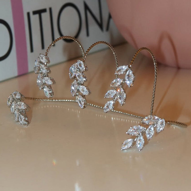 Moonlit Hand Veil Jewellery