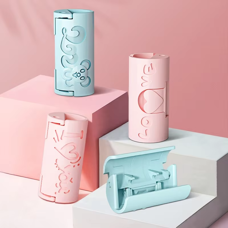 GripLock Bed Sheet Holders